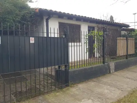 Chalet en 1 Planta con Pileta   Monoambiente Independiente | Boulogne, San Isidro