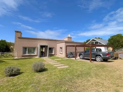Casa en venta - 4 Dormitorios 2 Baños - Pinamar