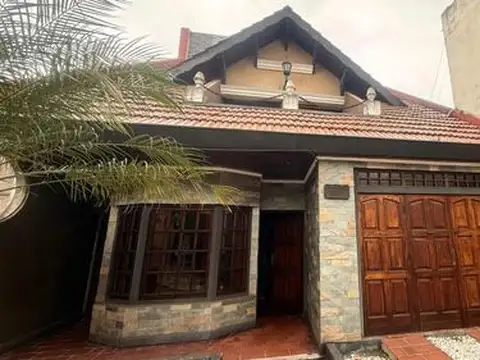 Casa en venta en Villa Ballester