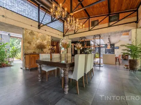 Casa en Venta en Barrio Parque Leloir, USD 1.500.000