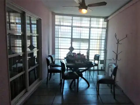Depto Tipo Casa 4 ambientes con 2 baños