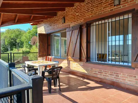 Casa en Venta en La Falda, USD 180.000