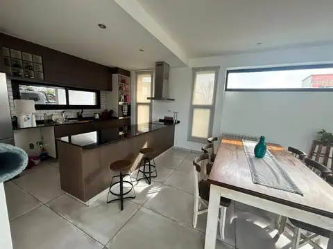 Casa en Alquiler al Norte
