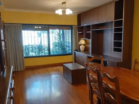 Casa 5 ambientes con 1 baño
