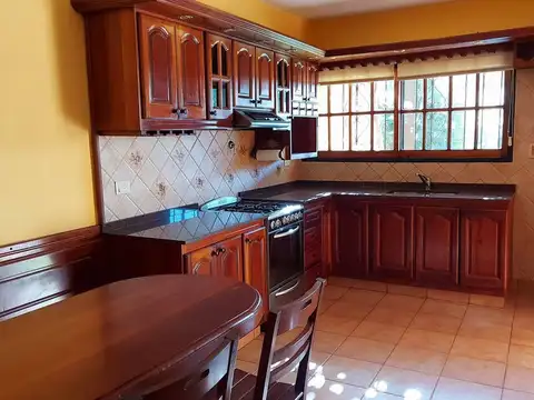 Venta Casa 5 amb Pileta Quincho Villa Adelina