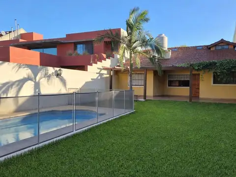 Casa en Venta en Villa Adelina, USD 310.000