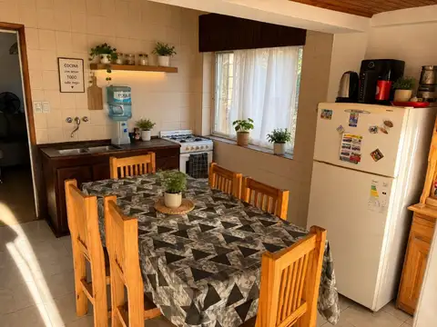 Casa 7 ambientes con 4 baños