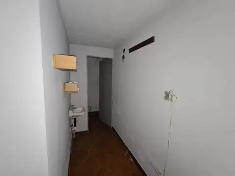 Local en Alquiler en Glew, $ 1.800.000