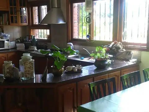 Mdp - Barrio San Carlos - Excelente chalet, moderno, calidad. 3 Dorm, 2 Baños, 2 Toilettes, Garaje doble, Parque