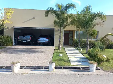 Casa en venta Barrio Cerrado Las Golondrinas - Foto 0