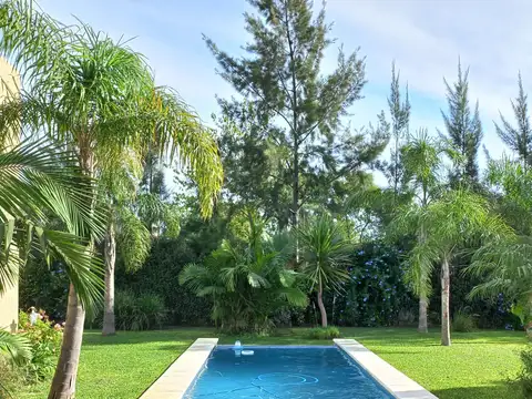 Casa en Venta en Las Golondrinas - 3 dormitorios