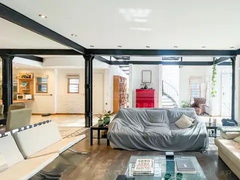 Casa 6 ambientes con 3 baños