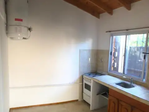 Depto Tipo Casa en Alquiler de Monoambiente