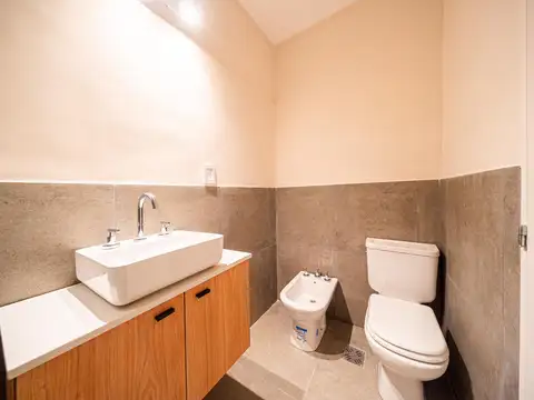 Depto Tipo Casa en Venta al Este