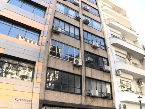 Alsina 833 SIN EXPENSAS oficinas 32m2   baños externos 