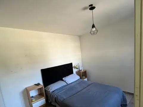 Depto Tipo Casa 3 ambientes con 2 baños