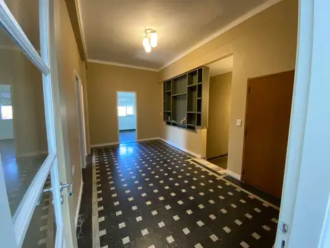 Departamento en Alquiler de 4 ambientes