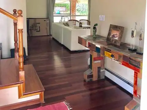 Casa en Venta en La Colina, USD 360.000