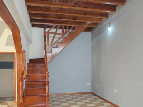 Depto Tipo Casa 2 ambientes con 2 baños