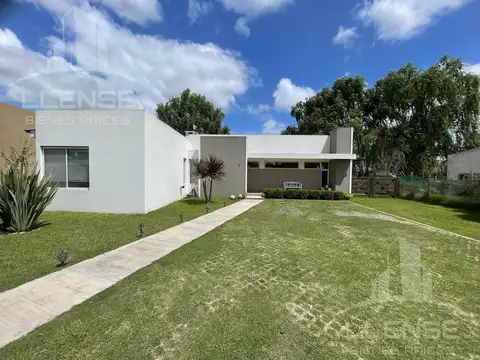 Casa 4 ambientes amoblada en venta - ALQUILADA - La Candida club de campo