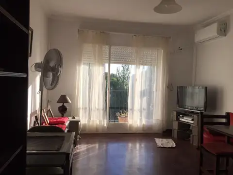 ALQUILER TEMPORARIO - DEPARTAMENTO 3 AMBIENTES - COGHLAN