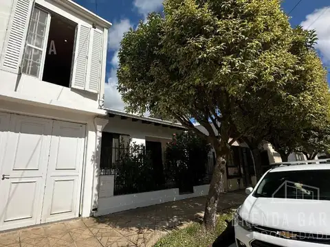 BROUCHUD 919 ENTRE SARMIENTO Y SAN LORENZO