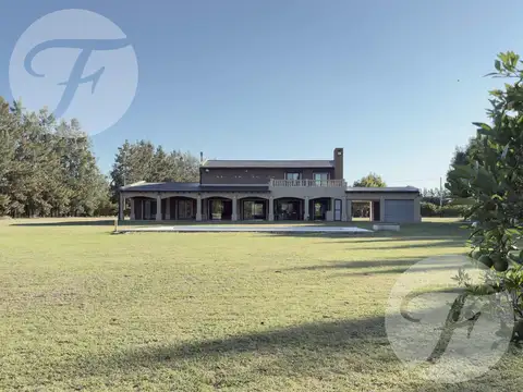 Casa de Campo en Venta en San Pedro – Chacra de 12.500 m² con Frutales y Seguridad