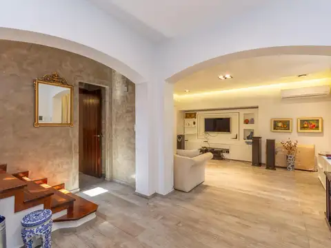 Casa 5 ambientes con 1 baño
