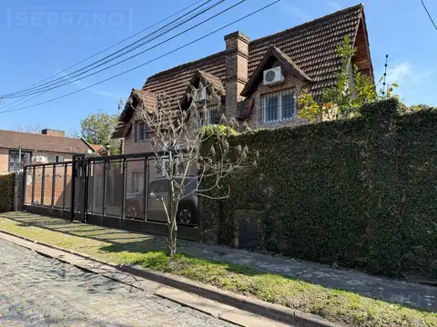 Casa en Venta en La Horqueta, USD 430.000