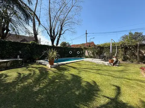 Casa en Venta con 1 cochera