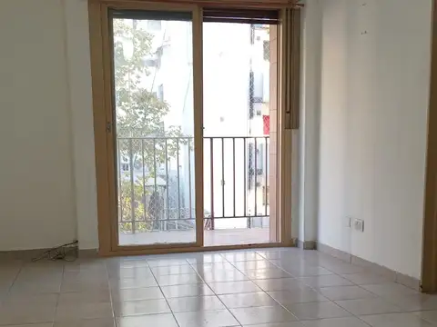 Valentín Gómez 3800, Piso 4