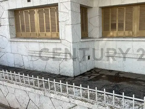 casa en alquiler en godoy cruz , limite ciudad