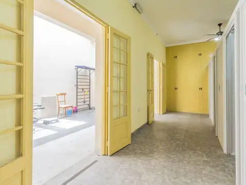 VENTA CASA LOTE PROPIO FLORES RESIDENCIAL COMERCIO