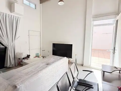 Depto Tipo Casa en Venta con 1 cocheras