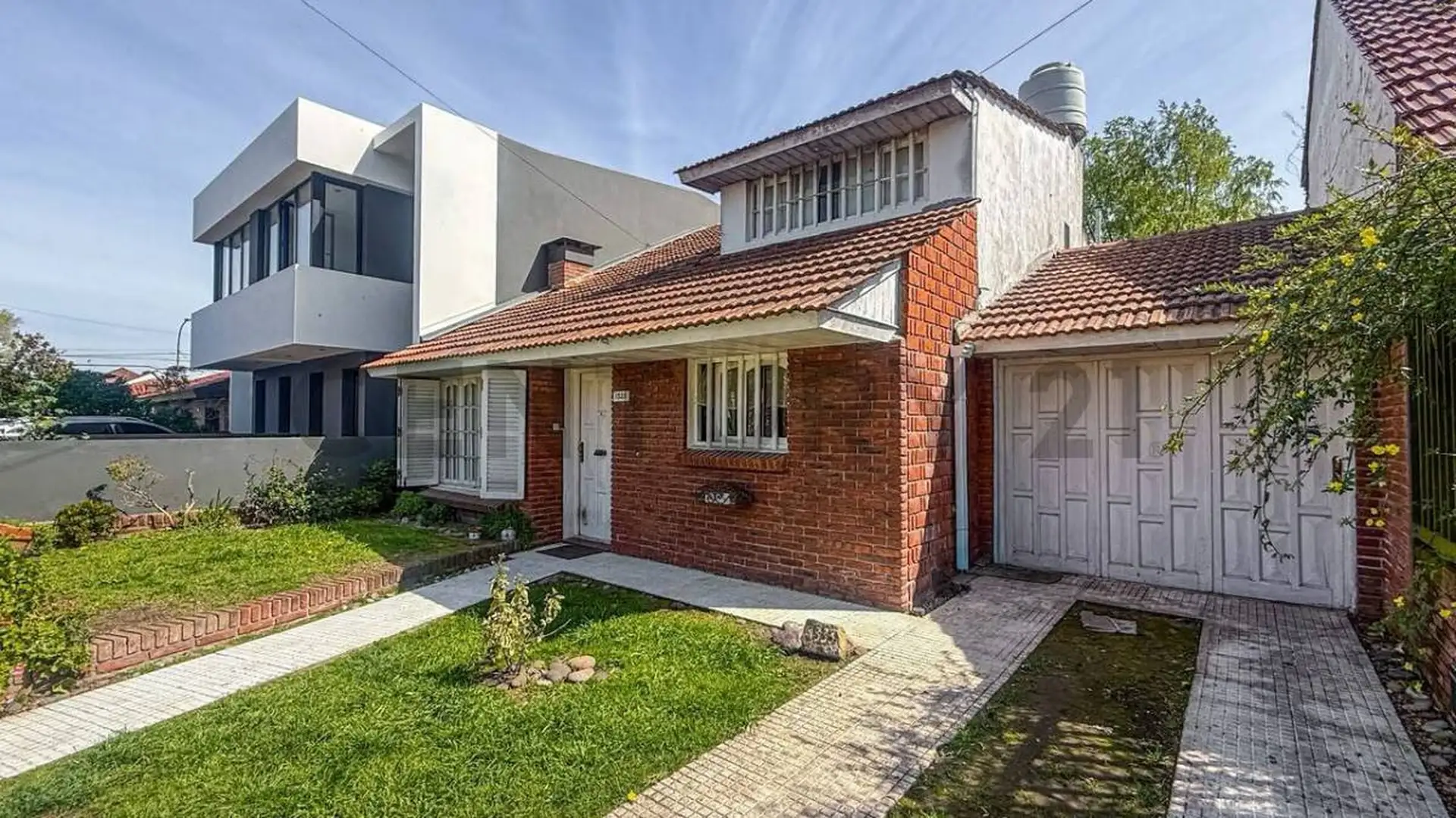 CASA 4 AMBIENTES EN VENTA – BARRIO CONSTITUCIÓN – ARTIGAS 1300