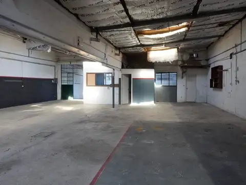 ALQUILER Galpón 182 m² + Casa en Malvín Norte