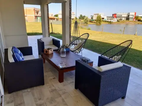 Casa en Alquiler Temporal en El Cantón - Norte, USD 4.500
