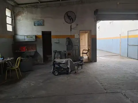 Galpón con Vivienda S/Lote 17,26x29