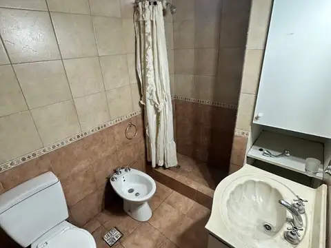 Depto Tipo Casa en Venta con 1 cocheras