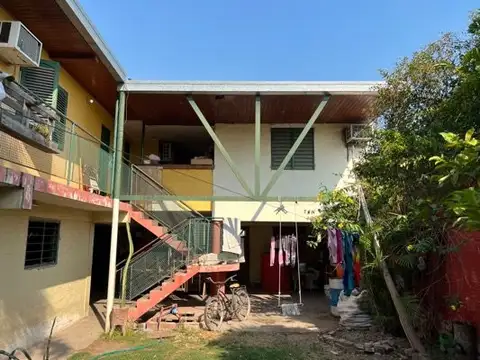 Casa de 5 dormitorios en Villa Río Negro