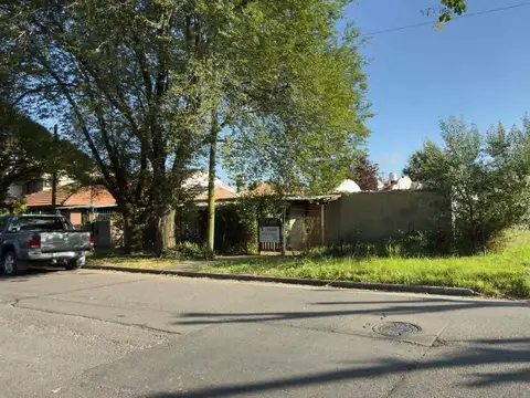 Lote en esquina en venta - Los Pinares - 451 m² - Ideal desarrollo