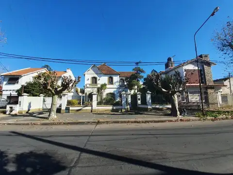 Casa en Alquiler en Ramos Mejía, $ 3.800.000
