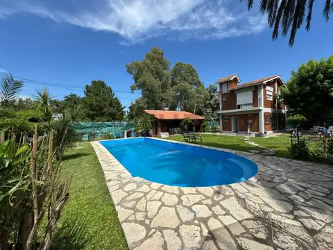 VENTA CASA 3 Amb. con Pileta en La Alborada Pilar