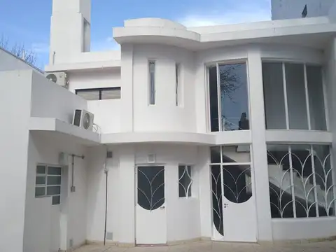 9 de Julio 2750 - Casa 3 Dormitorio