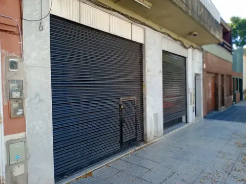 Local en Luis Viale 1131 Caballito Proximo a 4 Colegios