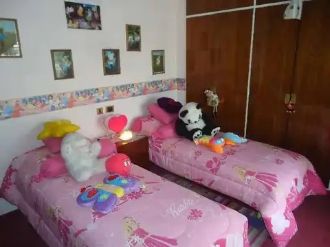 Casa 5 ambientes con 5 baños