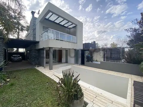 Casa semi amueblada en alquiler – Villa Elisa