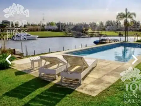 boulevard de todos los santos 5600