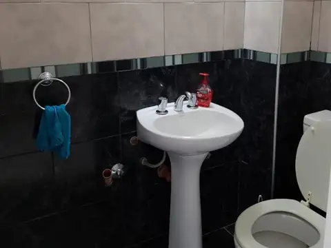 Departamento en Alquiler en Ramos Mejia, $ 950.000
