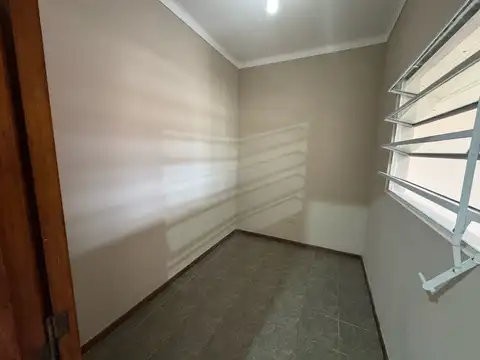 Departamento centrico de dos ambientes en alquiler en Rafael Calzada